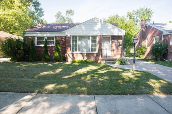 17685 Denby Street, Redford, MI 48240 photo 2