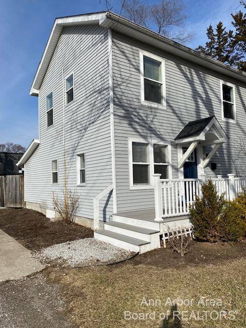 407 N Harris Street, Saline, MI 48176 photo 3