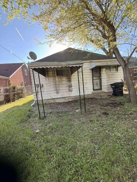 20426 Tracey Street, Detroit, MI 48235 photo 2