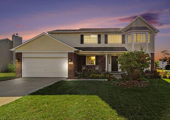 1452 Carston Lane, Chelsea, MI 48118 photo 2