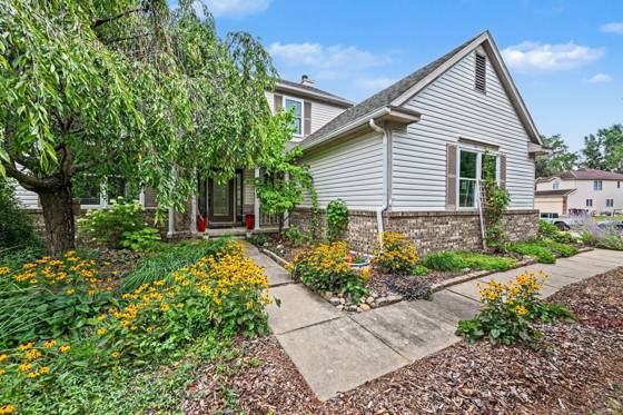 3215 Fenview Drive, Ann Arbor, MI 48108 photo 2