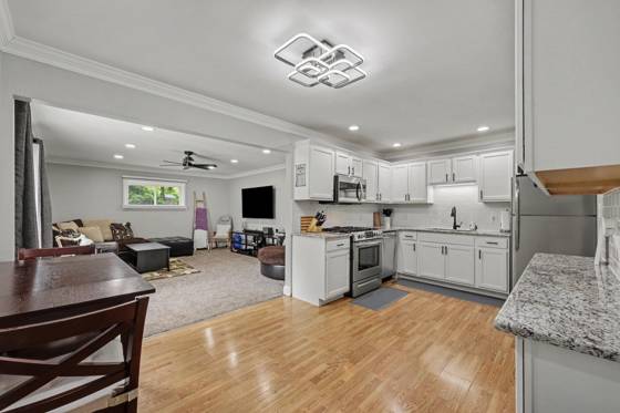 3308 Grafton Street, Lake Orion, MI 48359 photo 5