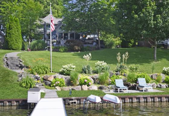 3911 Lakewood Drive, Waterford, MI 48329 photo 2