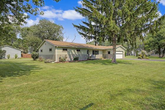 7676 Southmoor Drive, Monroe, MI 48161 photo 3