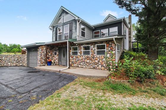 123 S Freer Road, Chelsea, MI 48118 photo 3
