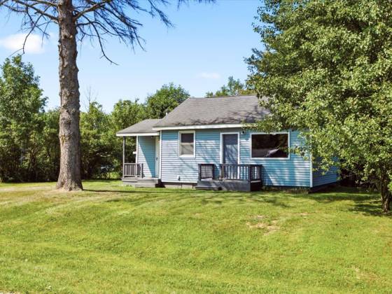 1827 Marlette Road, Kimball, MI 48074 photo 3