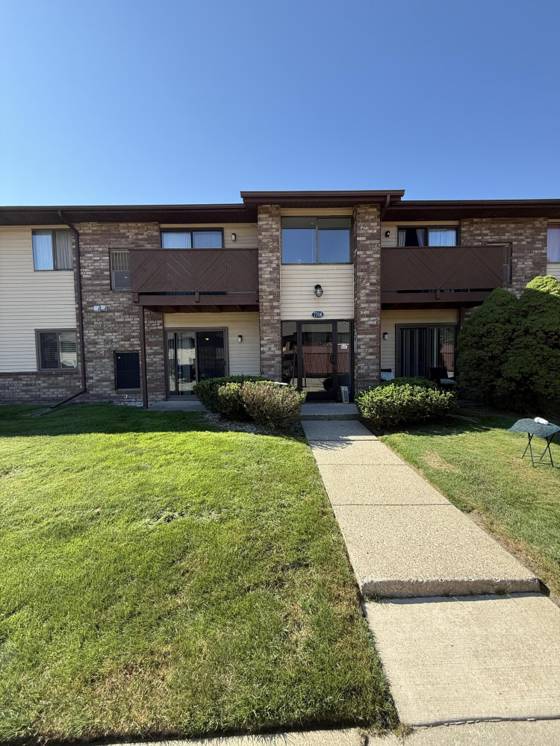 7708 Manor Circle #Apt 103, Westland, MI 48185 photo 2