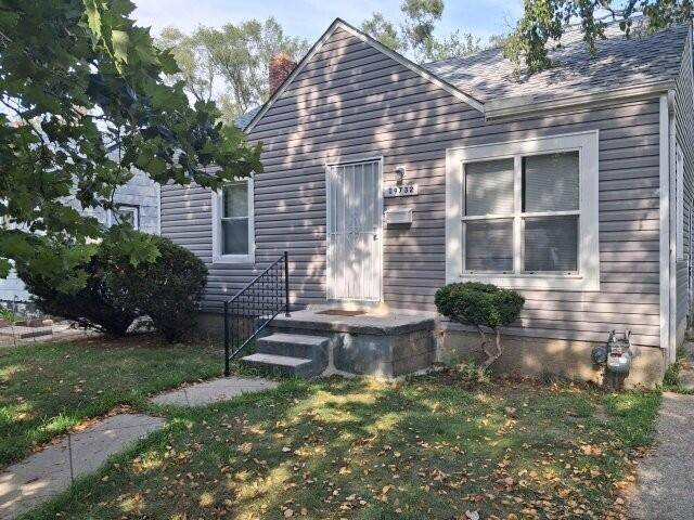 19732 Glastonbury Road, Detroit, MI