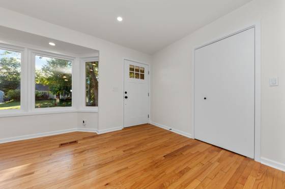 1115 Western Drive, Ann Arbor, MI 48103 photo 2