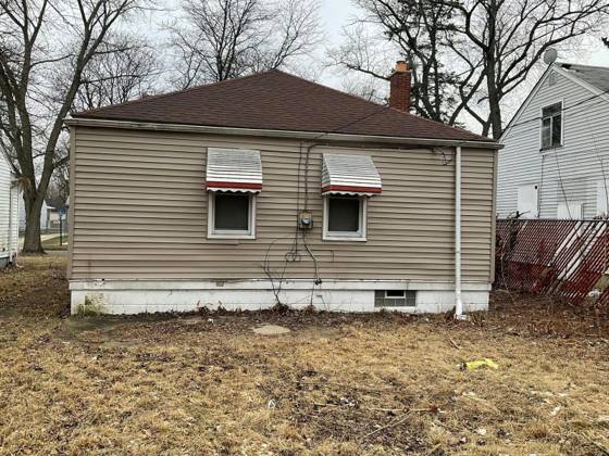 19758 Greenview Avenue, Detroit, MI 48219 photo 2