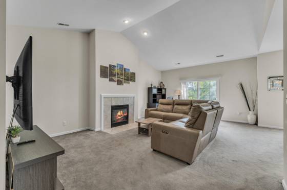 2263 Pinecroft Drive, Canton, MI 48188 photo 3