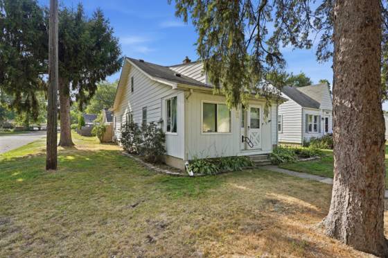 19303 Negaunee, Redford, MI 48240 photo 2