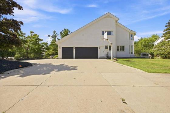 6122 Trailwood Lane, West Bloomfield, MI 48322 photo 5