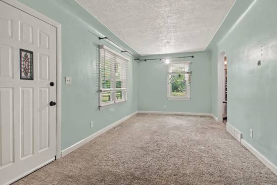 13510 Martinsville Road, Belleville, MI 48111 photo 3