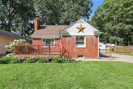 3620 Fort Drive, Waterford, MI 48328 photo 2