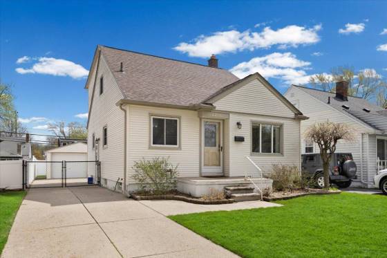 2236 Tyler Avenue, Berkley, MI 48072 photo 3