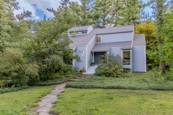 344 Rock Creek Court, Ann Arbor, MI 48104 photo 2