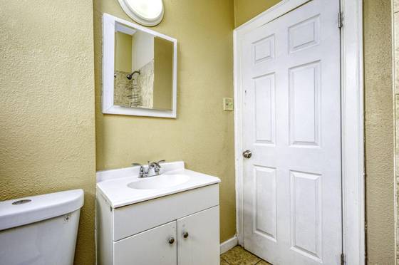 2952 Waverly Street #2E, Detroit, MI 48238 photo 3
