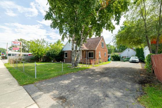 1404 Holmes Road, Ypsilanti, MI 48198 photo 3