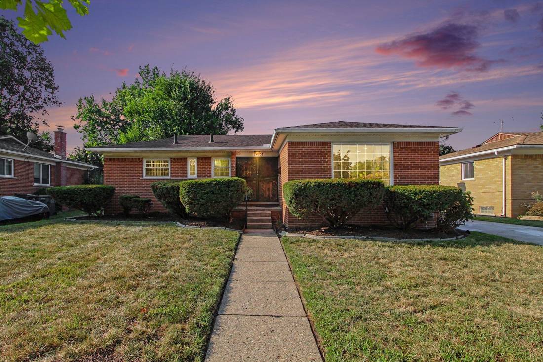 14051 Cloverdale Street, Oak Park, MI 48237