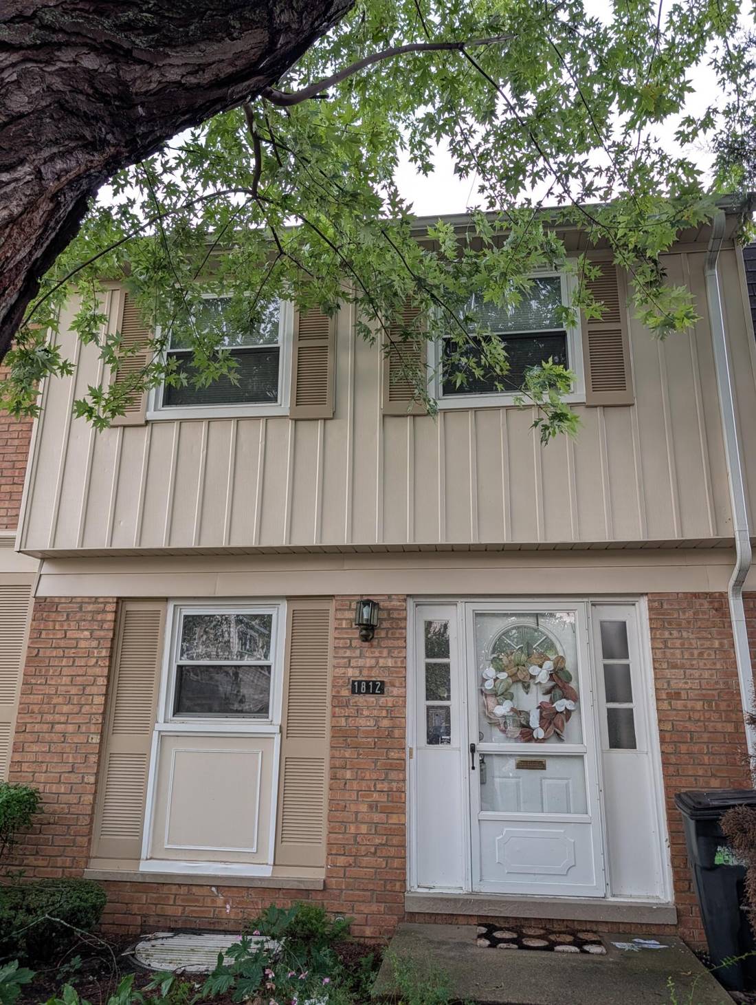 1812 Brentwood Drive, Troy, MI 48098