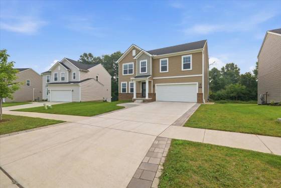 247 Sandhill Court, White Lake, MI 48386 photo 2