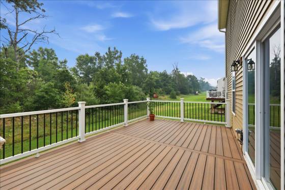247 Sandhill Court, White Lake, MI 48386 photo 4