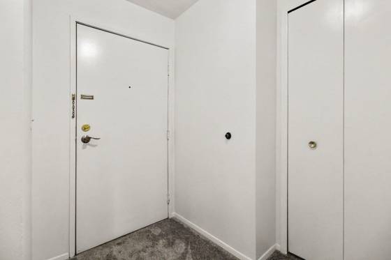 2241 S Huron Parkway, Ann Arbor, MI 48104 photo 4