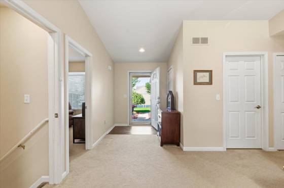7057 Maplelawn Drive, Ypsilanti, MI 48197 photo 4