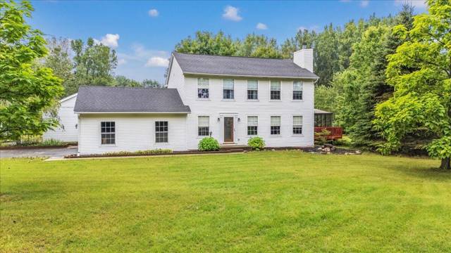 3100 Fry Road, Highland, MI