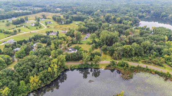 3100 Fry Road, Highland, MI 48357 photo 5