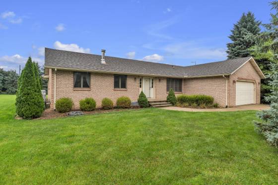 9083 Warner Road, Saline, MI 48176 photo 4