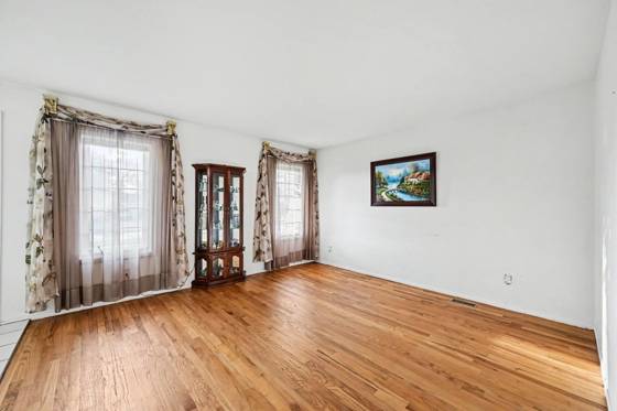 14345 Knolson Street, Livonia, MI 48154 photo 5