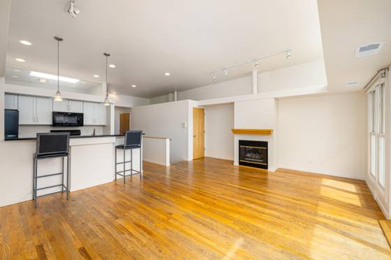 217 E Washington Street, Ann Arbor, MI 48104 photo 4