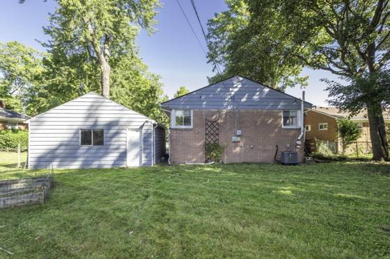 832 E Forest Avenue, Ypsilanti, MI 48198 photo 4