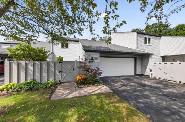 2828 Monte Vista Avenue, Brighton, MI