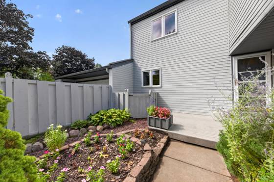 2828 Monte Vista Avenue, Brighton, MI 48114 photo 2