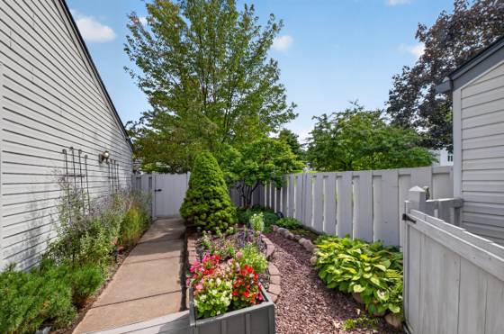 2828 Monte Vista Avenue, Brighton, MI 48114 photo 3