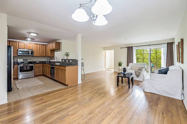 120 W Oakbrook Drive, Ann Arbor, MI