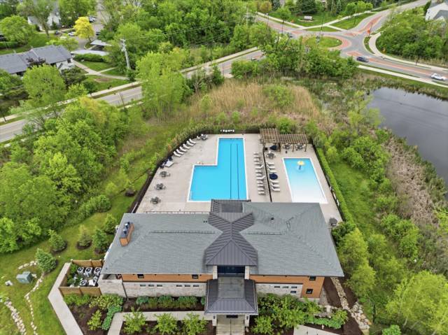 2768 Ashcombe Drive, Ann Arbor, MI