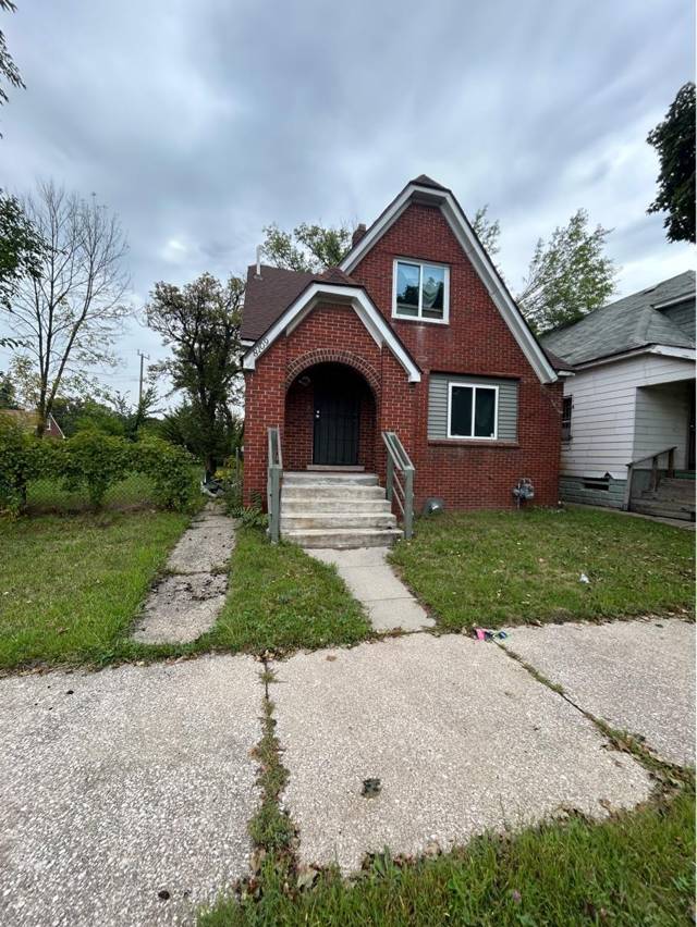 8109 Woodlawn Street, Detroit, MI
