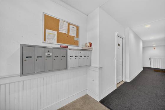 1105 Joyce Lane, Ann Arbor, MI 48103 photo 2