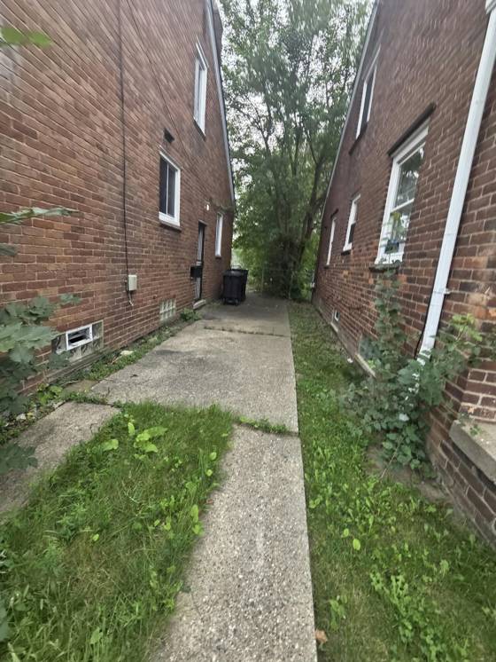 15018 Eastburn Street, Detroit, MI 48205 photo 3