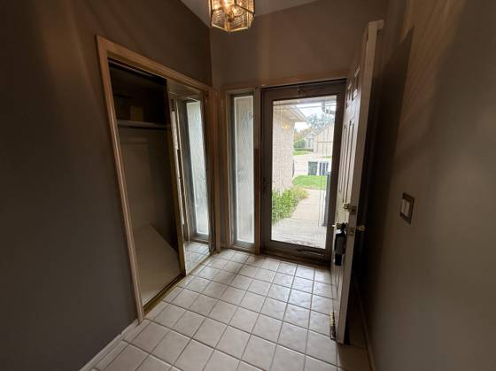 35128 Moravian Drive, Sterling Heights, MI 48312 photo 2