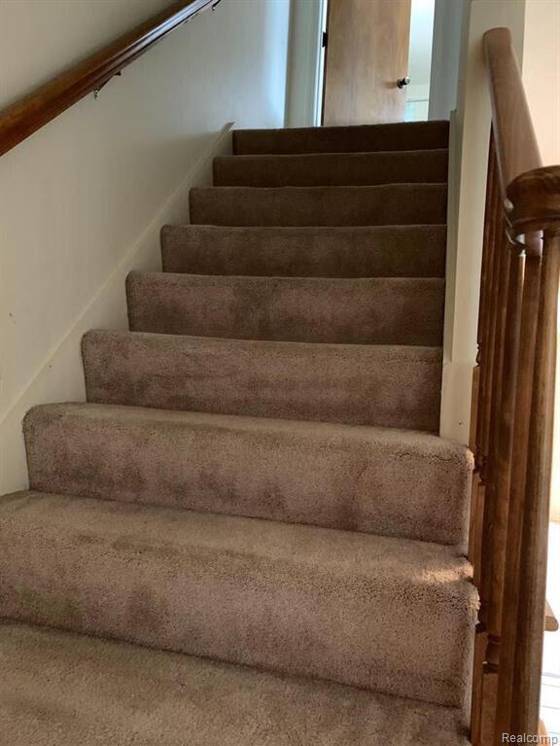 624 Burr Oak Drive, Ann Arbor, MI 48103 photo 5