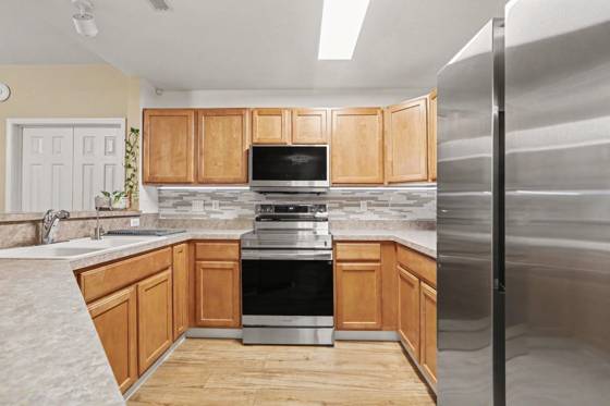 8181 Autumn Woods Trail, Ypsilanti, MI 48198 photo 4