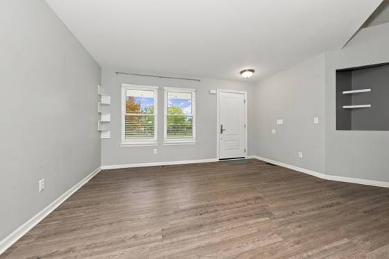 8585 Eral Court, Ypsilanti, MI 48198 photo 4