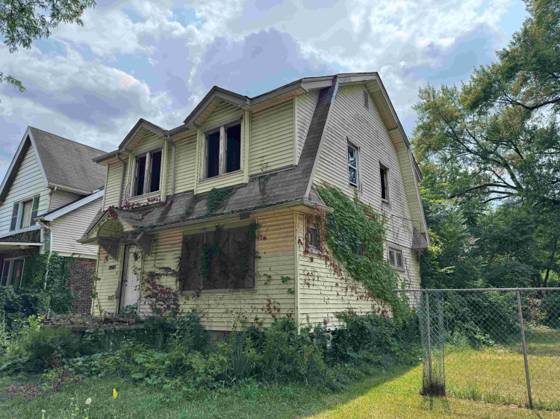 5985 Lakeview Street, Detroit, MI 48213 photo 2