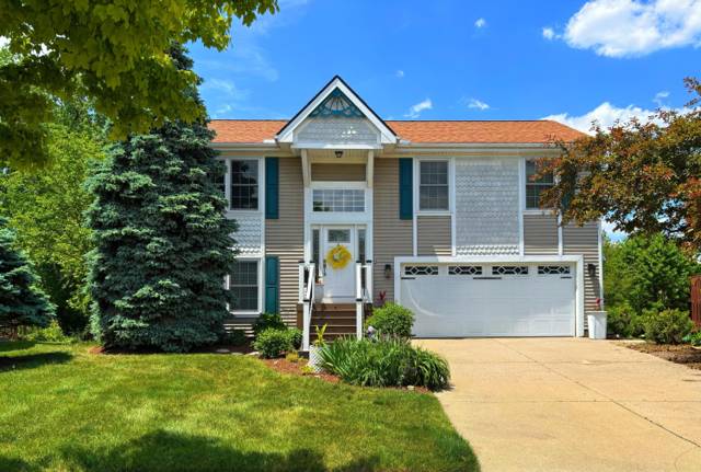 558 Thornhill Court, Belleville, MI