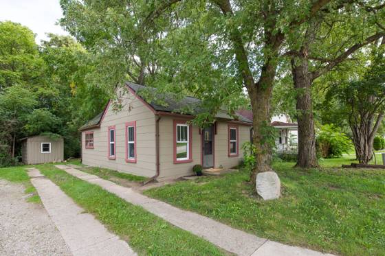 597 S Wagner Road, Ann Arbor, MI 48103 photo 2
